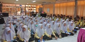 Read more about the article UMS Roadshow to Senior High School in South of Thailand